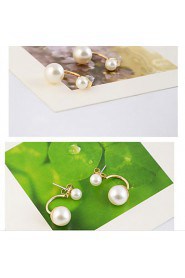 Lucky Star Women's Elegant Imitation Pearl Arc Earrings