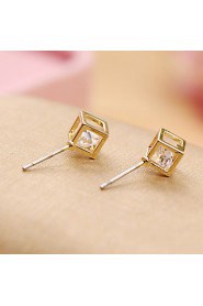 Nice Simple New Design Rhinestone Crystal Square Stud Earrings Piercing Ear Studs for Women Wedding Party Gift