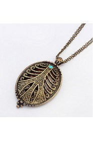 Antique Bronze Brushed European Style Metal Copper Brass Oval Shape Carved Photo Locket Pendant Necklace Jewelry