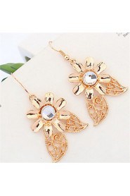 The New Hollow Flower Earrings Elegant Value