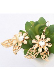 The New Hollow Flower Earrings Elegant Value