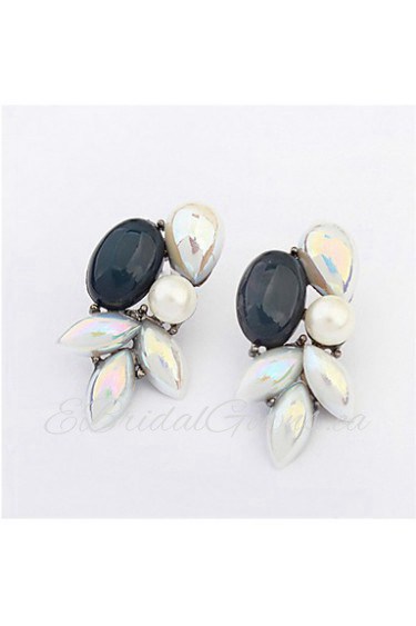 Fashion Wild Beautiful Leaves Pearl Ear