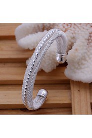 Fashion Round Shaped Silver Plating Torsion Circular Modelling Opening Adjustable Silver Bracelet(Silver)(1Pc)