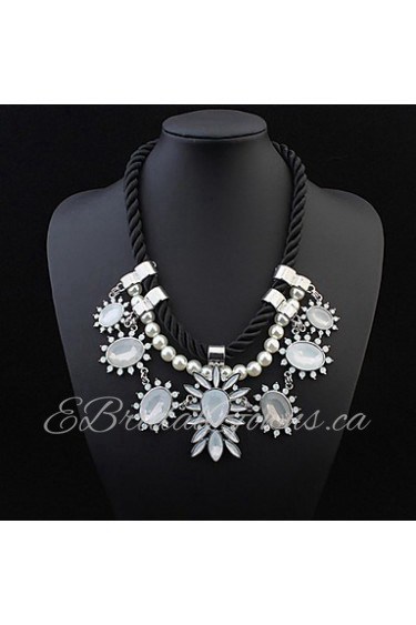 Delicate Flowers Blossoming Fashion High-End Jewelry Necklace