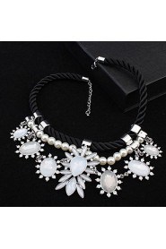 Delicate Flowers Blossoming Fashion High-End Jewelry Necklace