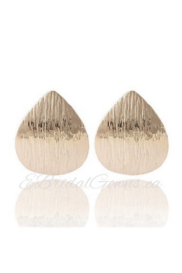 Fashion Personality Punk Vintage Heart-shaped Sequins Earrings