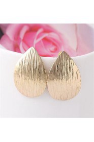 Fashion Personality Punk Vintage Heart-shaped Sequins Earrings