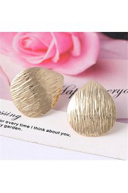 Fashion Personality Punk Vintage Heart-shaped Sequins Earrings