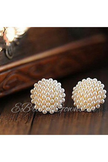 Elegant Mushroom Pearls Earring