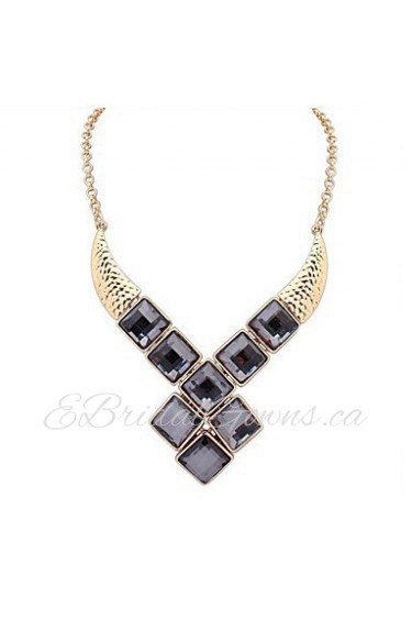 Fashion Geometry Box Necklace Short Clavicle Necklace Exaggerated Luxury Gemstone Jewelry