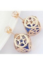 Women's Fine Fashion Hollow-out Pentagram Pattern Stud Earrings With Rhinestone