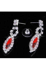 Jewelry Set Women's Wedding / Engagement / Birthday / Gift / Party / Special Occasion Jewelry Sets Alloy Rhinestone Necklaces / Earrings