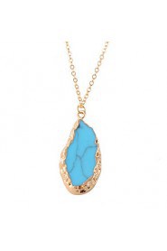 Fashion Irregular Natural Turquoise Stone Gold Edging Necklaces