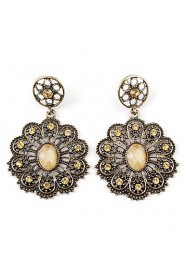 Glamorous Flower Style Retro Earrings for Women (Yellow)