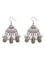 Retro Fashion Fan Pendant Earrings