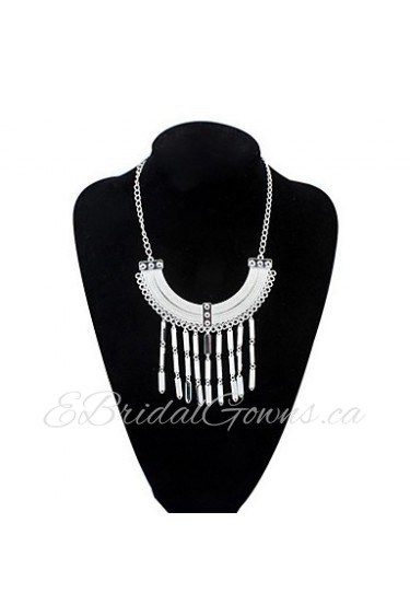 Stylish Atmosphere Tassel Necklace Crescent