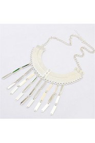 Stylish Atmosphere Tassel Necklace Crescent