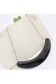 Stylish Atmosphere Crescent Necklace Jewelry Accessories