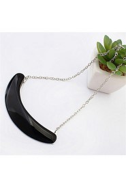 Stylish Atmosphere Crescent Necklace Jewelry Accessories