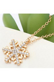 Exquisite Diamond Snowflake Necklace Gift Girls