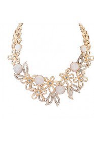 Small Round Hollow Flower Necklace Fashion Jewels