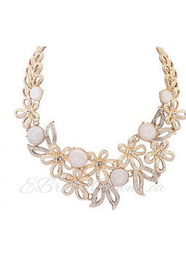 Small Round Hollow Flower Necklace Fashion Jewels