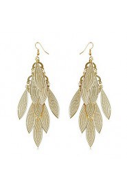 Exaggeration Personality Golden Willow Leaf Shape Sequined Tassels Earrings