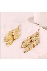 Fashion Golden Texture of Metal Punk Nightclub Sequins Tassel Earrings