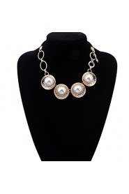 Fashion Circle Pearl Necklace