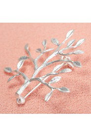 Women's Alloy Brooches & Pins With Rhinestone