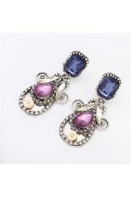 Stylish Atmosphere Diamond Earrings