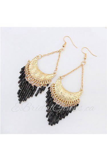 Stylish Atmosphere Crescent Beaded Earrings