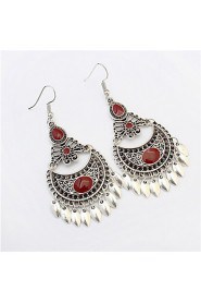 Stylish Atmosphere Crescent Earrings