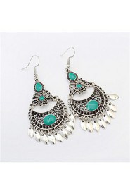 Stylish Atmosphere Crescent Earrings