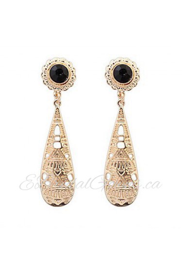 Metallic Atmospheric Large Drop Earrings