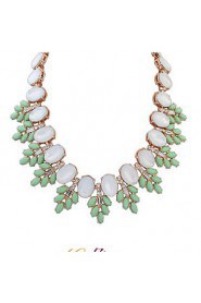 Fashion Wild Big Diamond Necklace Leaves