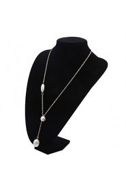 Women's European Style Fashion Simple Oval Pendant Alloy Necklace