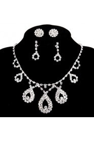 Wedding/Party Jewelry Sets Pendant Necklace Ring Bracelet Drop Earrings Stud Sets with 2 Pairs of Rhinestone Earrings