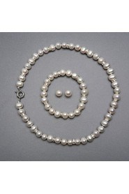 Elegant A Freshwater Pearl Jewelry Set, Including Necklace, Bracelet And Earrings