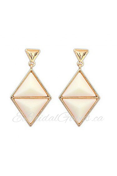 New Arrivals Fashion Women Black and Beige Double Triangle Alloy Drop Earrings