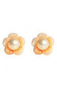 Flower Pattern Pearl Earrings