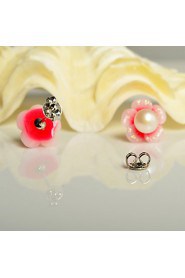 Flower Pattern Pearl Earrings