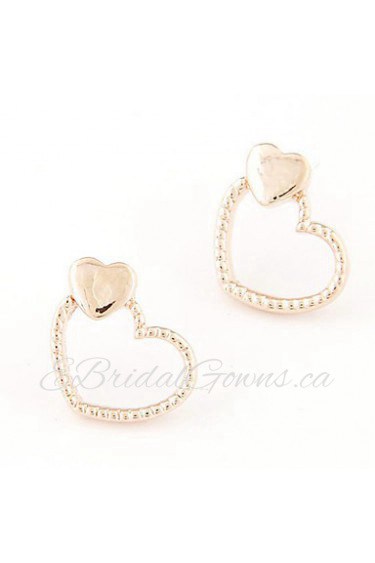 Women's European Style Fashion Sweet Loving Heart Alloy Stud Earrings