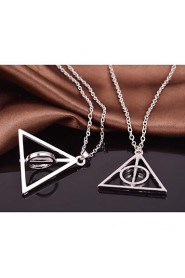 Harry Potter Luna Lovegood Resurrection Stone Rotatable Alloy Movie Pendant Necklace(1 Pc)