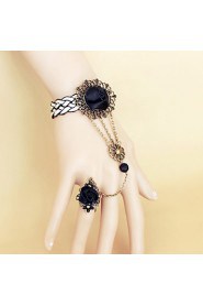 New Fashion Palace Retro Black Roses Female Bracelet Ring Set