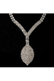 Jewelry Set Women's Anniversary / Wedding / Engagement / Gift / Party / Special Occasion Jewelry Sets Alloy / Rhinestone Rhinestone