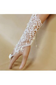 Fashion White Lace Vintage Hallow Flower Bracelet Ring Set