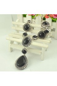 Women's Alloy/Resin Necklace Party/Daily