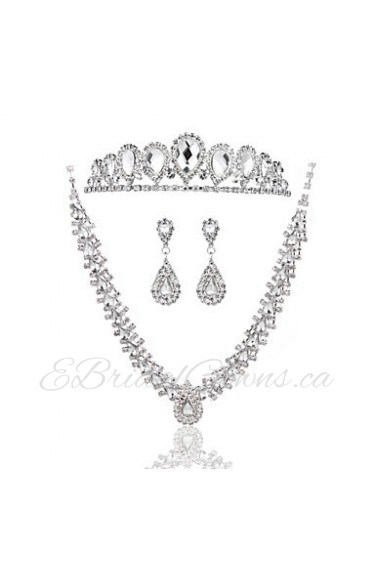 Ladies'/Women's Alloy Wedding/Party Jewelry Set With Rhinestone