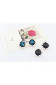 Nice Simple New Design Rhinestone Lots Color Stud Earrings Piercing Ear Studs for Women Wedding Party Gift